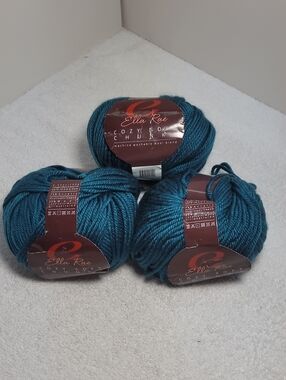 Ella Rae Cozy Soft Chunky Yarn - Teal Blue - 3 Balls - NWT